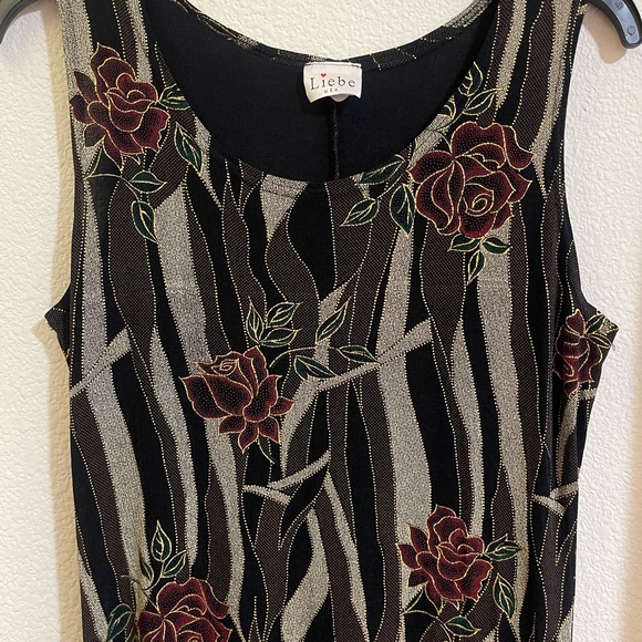 Floral Patterned Dress with Red Roses - Picture 3 of 4